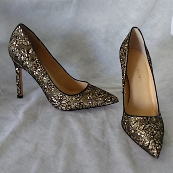 Ivanka Trump Shoes - Ivanka Trump Carra6 Black Multi Texture 9M, A21